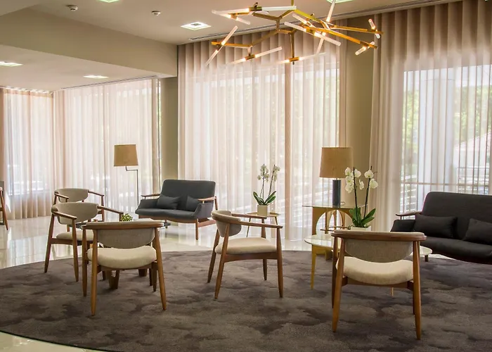 Hotel familiar: Melia Setubal